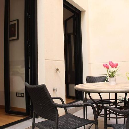 Downtown Jinetes Deluxe With Pool & Free Parking Apartment Малага Екстериор снимка